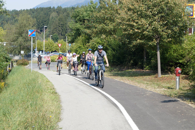 Test in Oberdorf beim Kreisverkehr Hofer West | Foto: KK/eggspress