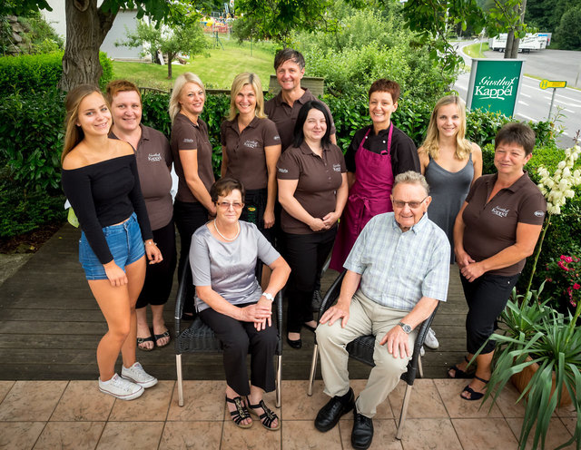 Familie Kappel und ihr Team setzen auf Gutes aus der Region. | Foto: Gasthof Kappel