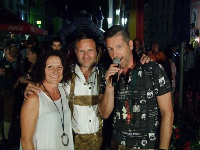 Braumeisterin Lilli aus Spittal von der Brauerei Gärage,                      Organisator Max Lesnik und LGO Obmann Erwin Maier unterhielten sich prächtig. | Foto: Edith Lesnik