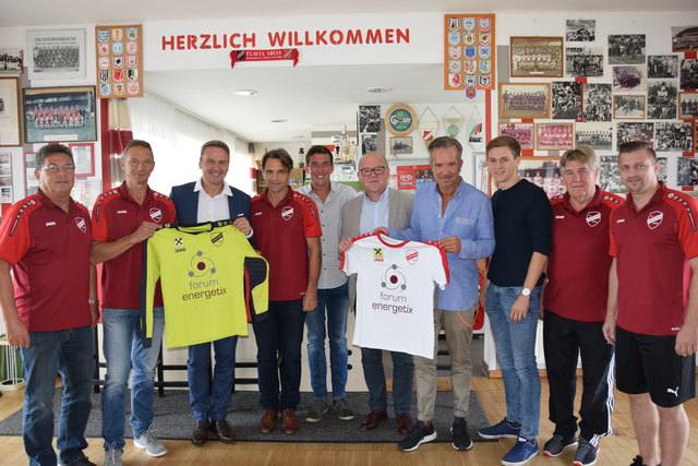 Ziehen an einem Strang: Toni Ringert, Norbert Lorenz, Viktor Wratschko, Johann Holler, Peter Stradner, Rudi Holzer, Guido Jaklitsch, Stefan Matic,  Zvonko Breber und Christopher Marat.