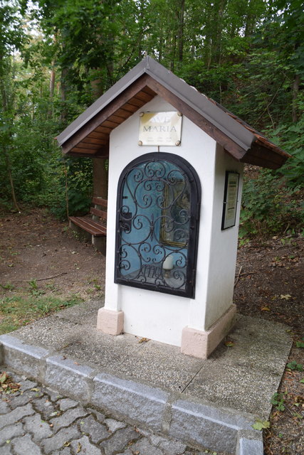 Dieses Marterl erinnert an eine Waidhofnerin, die in der Euthanasieanstalt Hartheim umgebracht wurde.