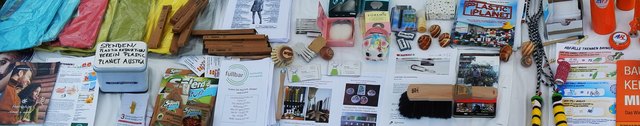 Der Infostand mit zahlreichen Produkten zur Plastikreduktion