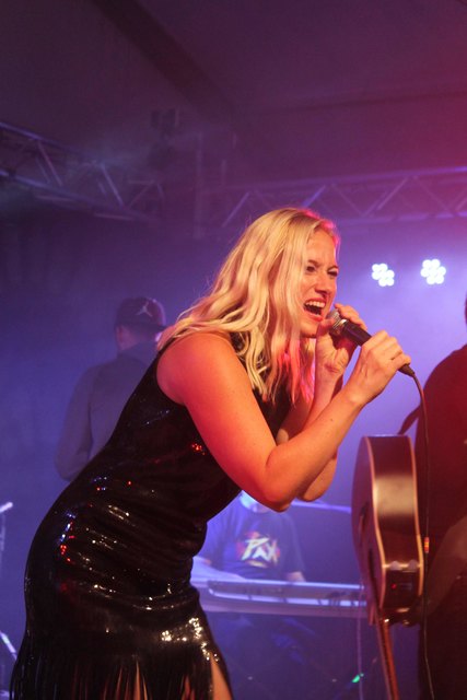 PAX-Sängerin Marija Alac