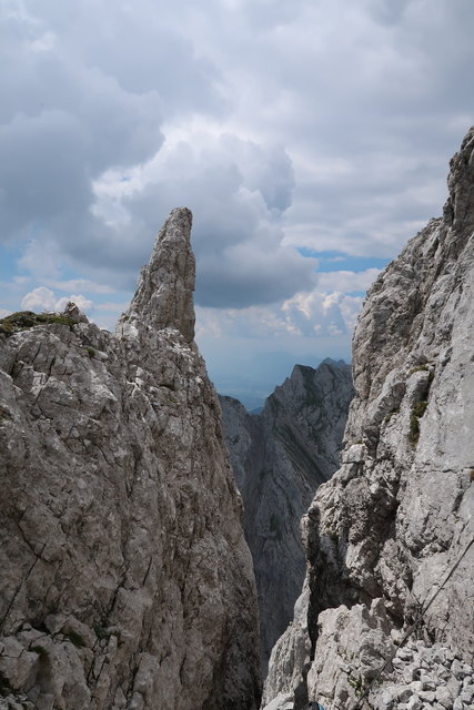 Felsenspitzen zum Angreifen nah