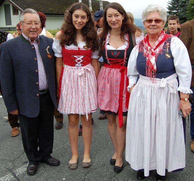 Franz, Anna-Katharina, Irmgard und Christine Karner