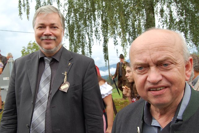 Die Geistlichen Christian Kohl und Pater Wladyslaw