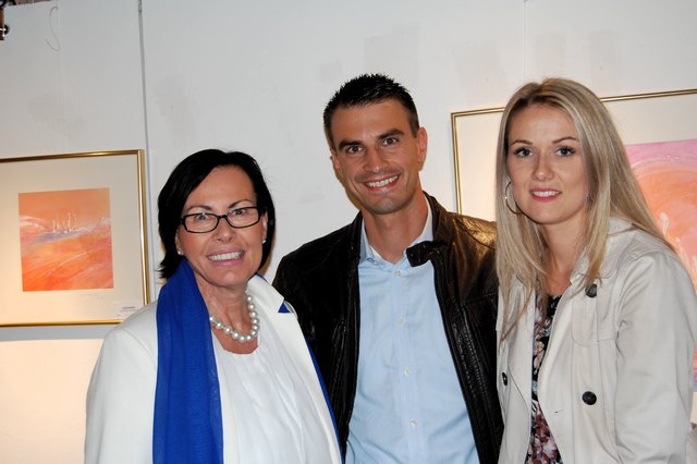 Hildegard und Manuel Unterweger mit Viktoria Eder