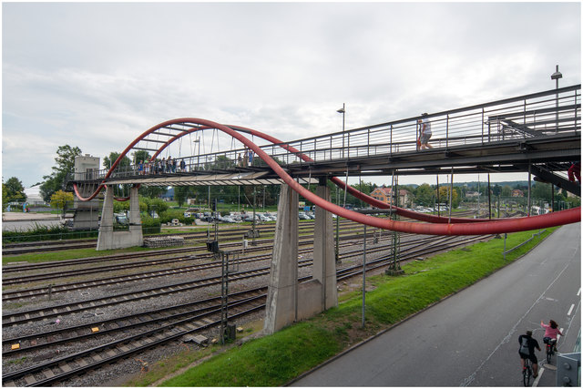 Bild 03: Die gesamte Anlage der Fußgängerbrücke samt Aufzug und Treppenturm auf der Seite zum Bodensee zwischen SEA LIFE  und Shopping Center Lago. Empfehle VOLLBILDMODUS!  | Foto: © Ing. Günter Kramarcsik