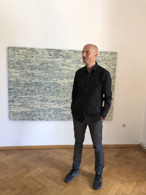 Claus Prokop in der Galerie Walker im Schloss Ebenau | Foto: Lehner