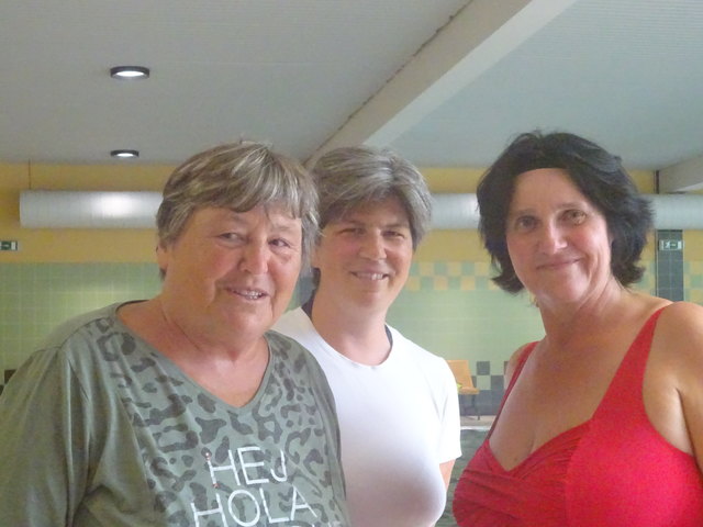 Die Badretter luden zum Fest in Scheibbs: Dagmar Mayr, Eva Hottenroth und  Andrea Kraus. | Foto: Walter Mayr