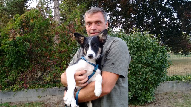 Förster Wolfgang Riener mit Noah (15 Wochen) | Foto: Schwameis