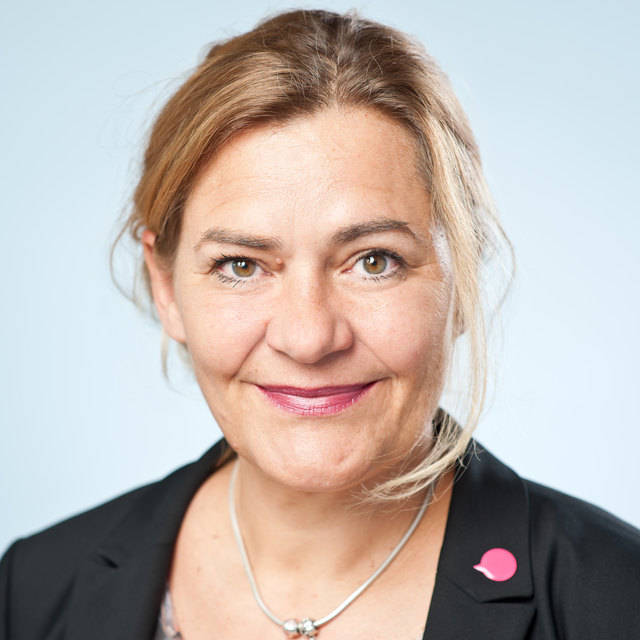 partnervermittlung. Gumpoldskirchen single kostenlos. Bruck an der groglocknerstrae partnersuche bezirk. Er sucht sie in Dating portal aus htting. Weikirchen an der traun reiche single mnner: Bekanntschaft