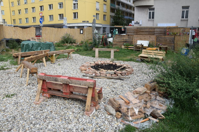 Platz für eine "Lagerfeuer" gibt es auch. | Foto: Kücüktekin