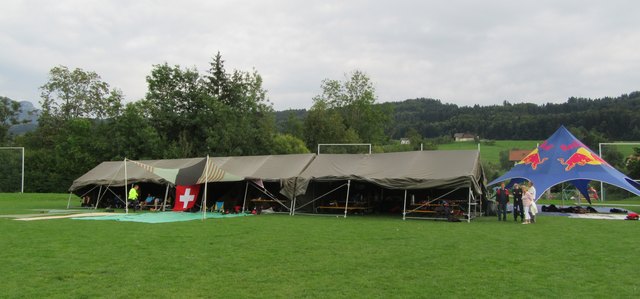 Mannschaftszelt