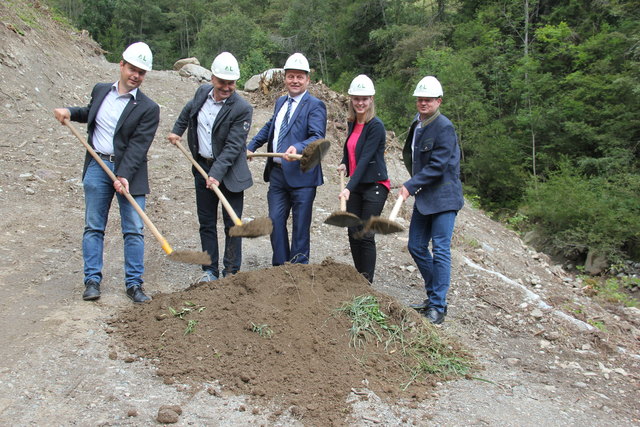 Vergangene Woche beging man den Spatenstich für die Verbauung des Hopfgartnergraben.