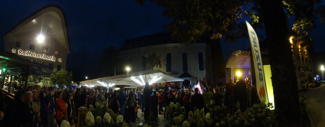 der große Marktplatz erwies sich als fast zu klein