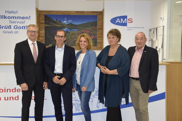 Heinz Walcher, Helge Röder, Nina Platzer, Margit Baumschlager und Helmut Blaser (v. l.) stellten das Konzept vor.