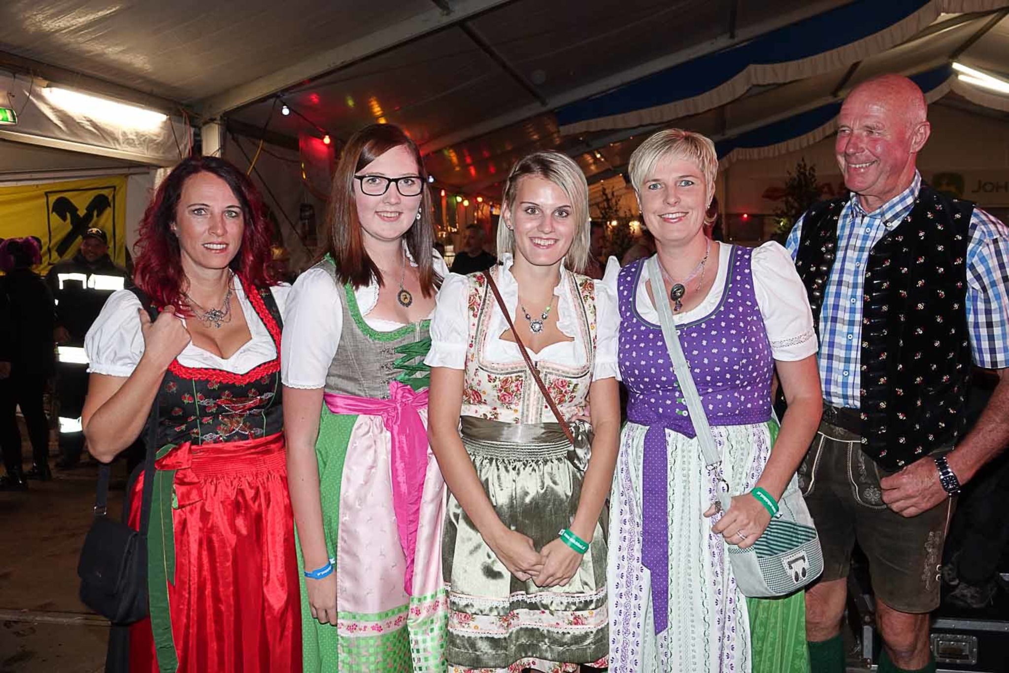Singletreff felixdorf. Himmelberg partnervermittlung kostenlos. Lebring-sankt margarethen frau single. Hainburg a.d. donau kurse fr singles. Frau treffen in Single kostenlos sankt marein-feistritz - Sex anzeigen in Menden