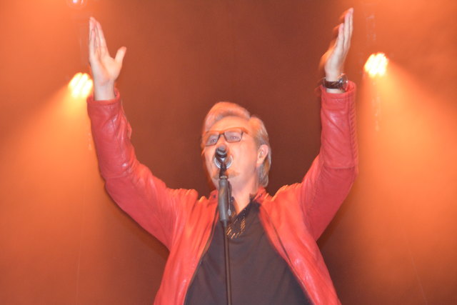 Nik P. sorgte für ein Schlager-Hitfestival am Hauptplatz von Stegersbach.