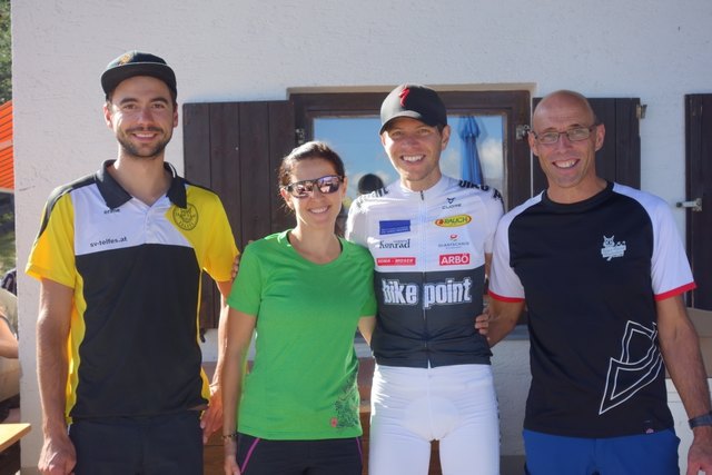 Die Tagesschnellsten Barbara Oblasser (Damen) und Manuel Natale (Herren) | Foto: SV Telfes