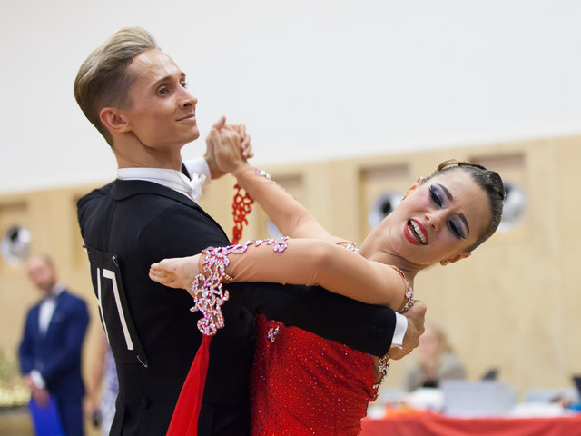 Fotocredits: Regina Courier - Melanie Klenner und Anton Betnev bei der Wiener Landesmeisterschaft der Standardtänze am Kaiserwasser.