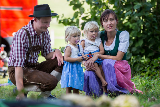 Jung und alt genossen den Sommertag in der Obtwiese. | Foto: önj Unterkagerer/Binder