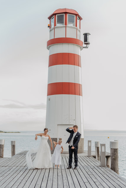 1-2-3, auf die Plätze Hochzeitsroboter nachstellen - fertig los!