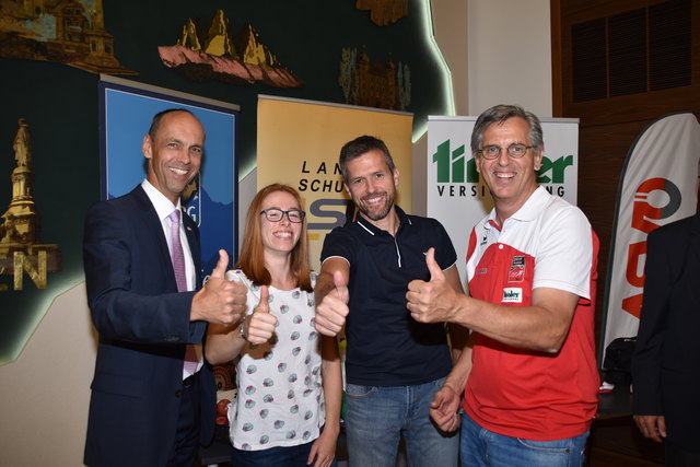 Freuen sich auf eine tolle Veranstaltung: Der Vorstandsdirektor der TIROLER VERSICHERUNG Franz Mair, Tirols schnellste Sprinterin Katharina Haberditz, Olympiateilnehmer Tom Ebner und Projektbetreuer Thomas Abfalter