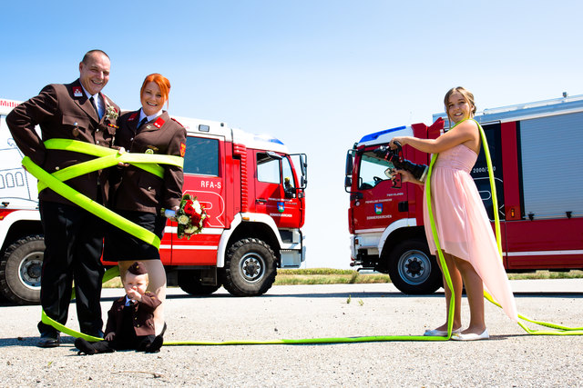Die Freiwillige Feuerwehr löscht nicht nur, sie entflammt auch die Liebe 