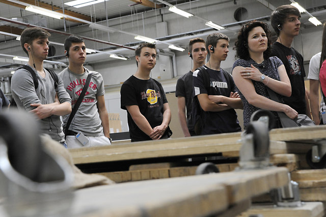 Auch Schüler aus Neudörfl informierten sich sch über die Tätigkeiten bei Neudörfler Office Systems. | Foto: Symbolfoto/IV-Burgenland