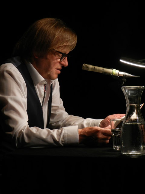 Alle lauschten aufmerksam Klaus Ranzenberger.