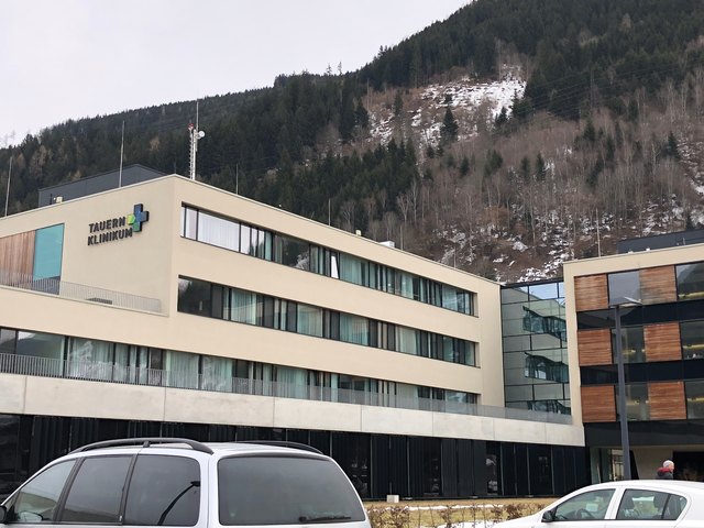 Alle Personen wurden in Tauernklinikum Zell am See eingeliefert. | Foto: Archiv Christa Nothdurfter