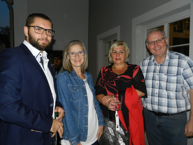 v.l.: Marco Baccili, Eva Bruckbauer, Christina Baccili und Gerhard Bruckbauer vor Beginn der Lesung.