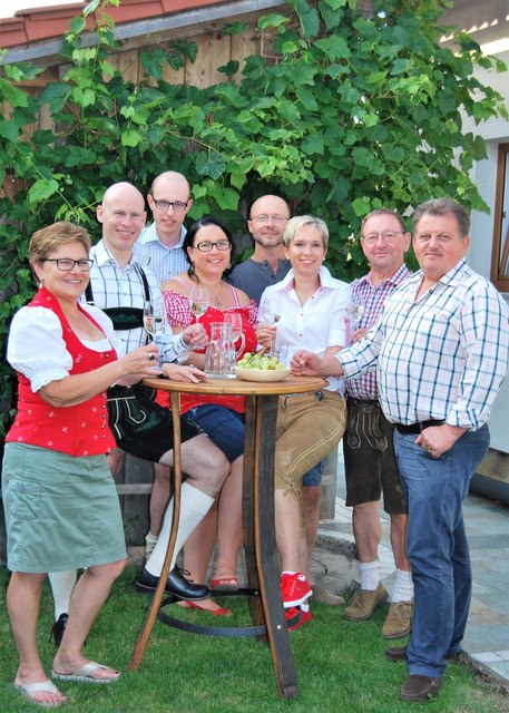 Der ÖAAB Steinerkirchen lädt zum Heurigen in den Sunn´ Leitn-Stadl. | Foto: ÖAAB Steinerkirchen