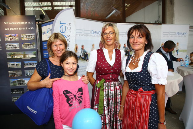 Maria,Emili,Claudia,Annemarie aus Regau