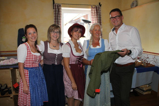 Susanne und Helma Bergmair, Clara Frauenlob, Heidi Czak, Hermann Scheipl.