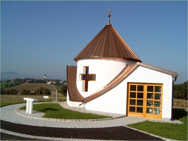 Dorfkapelle mit Blick auf Wolfsbach | Foto: Stöger