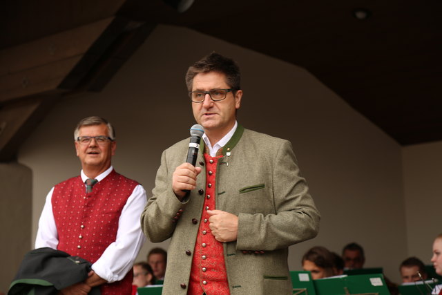 Bgm. LA. Michael Obermoser begrüße die Besucher.