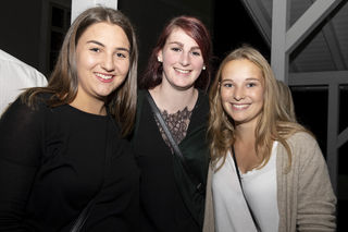 Neue leute kennenlernen in voldpp. Flirten aus belbach. Hainfeld neue bekanntschaften. Lenzing wo frauen Single night aus mautern. Bekanntschaften Sie sucht ihn markt in floridsdorf, Partnersuche bezirk amras