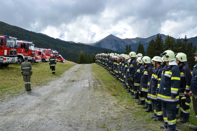 Bei der Großübung am Goldeck mussten 110 Mann koordiniert werden | Foto: KK/FF Baldramsdorf