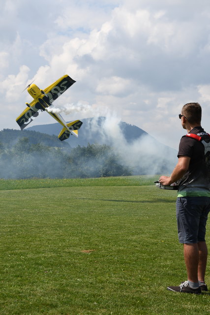 Der Modellflug erfordert äußerst viel Fingerspitzengefühl. | Foto: MFC Eisenstraße