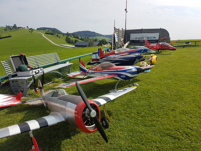 Mostfliegen in Gseng bei Gresten: Unzählige beeindruckende Flugmodelle werden vom Modellflugclub MFC Eisenstraße präsentiert. | Foto: MFC Eisenstraße