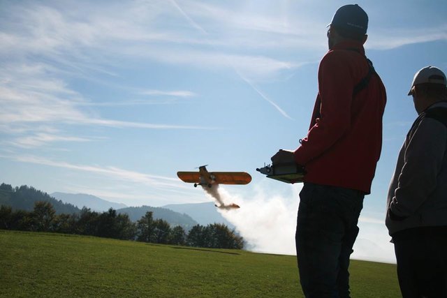 Der Modellflug erfordert äußerst viel Fingerspitzengefühl. | Foto: MFC Eisenstraße