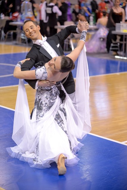 Jörg Kügler & Eva Hundstorfer: OÖ Meister Sen.I in den Standardtänzen | Foto: mit freundlicher Genehmigung © blitznicht.de