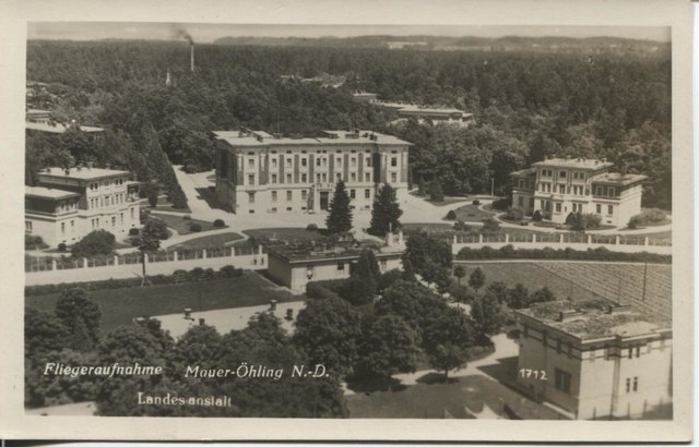 Die „Heil- und Pflegeanstalt" Mauer-Öhling, 1942 | Foto: Ansichtskarte von 1942