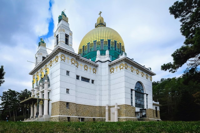 Kirche am Steinhof: Gold über dem Westen Wiens.