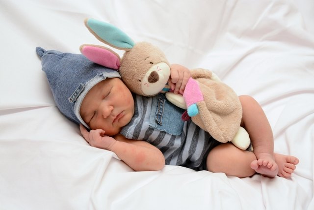 ELMIN • Datum: 9.4.2018, Eltern: Saban & Emina Salkanovic, Größe:  54 cm, Gewicht: 3820 g | Foto: babysmile