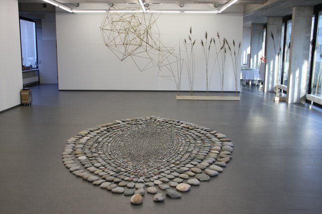 Natur schafft Land: Künstler schaffen Landschaft im Galerieraum - Flachgau