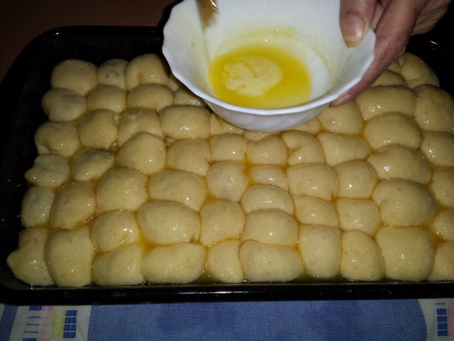 Dukatenbuchteln mit Vanillesauce - Liesing
