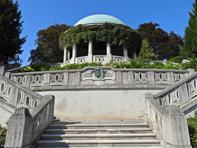 Der Beethoventempel wurde anlässlich des 100. Todesjahres von Ludwig van Beethoven 1927 errichtet.
